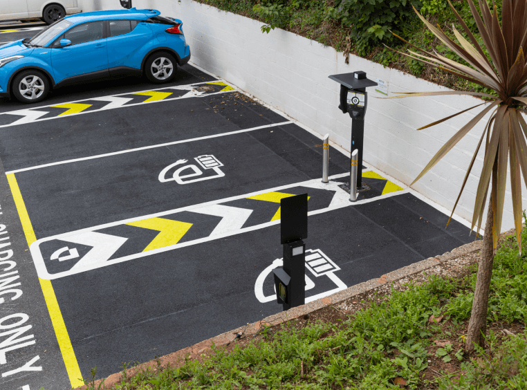 Energy Park & AMPECO Case Study - Energy Park is a UK-based electric vehicle (EV) charging infrastructure company focused on delivering accessible electric vehicle (EV) charging solutions for residential sites and businesses, with a focus on apartment buildings. The company wants to facilitate fairer, more accessible EV charging in the UK, and is on a mission to set the standard for future-proof EV charging in residential locations.